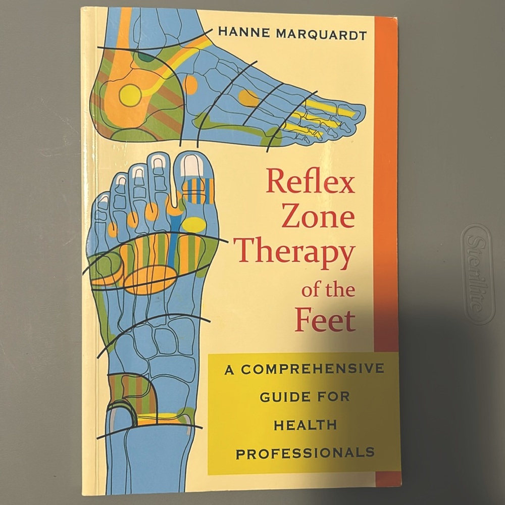 Reflex Zone Therapy of the feet by Hanne Marquart book